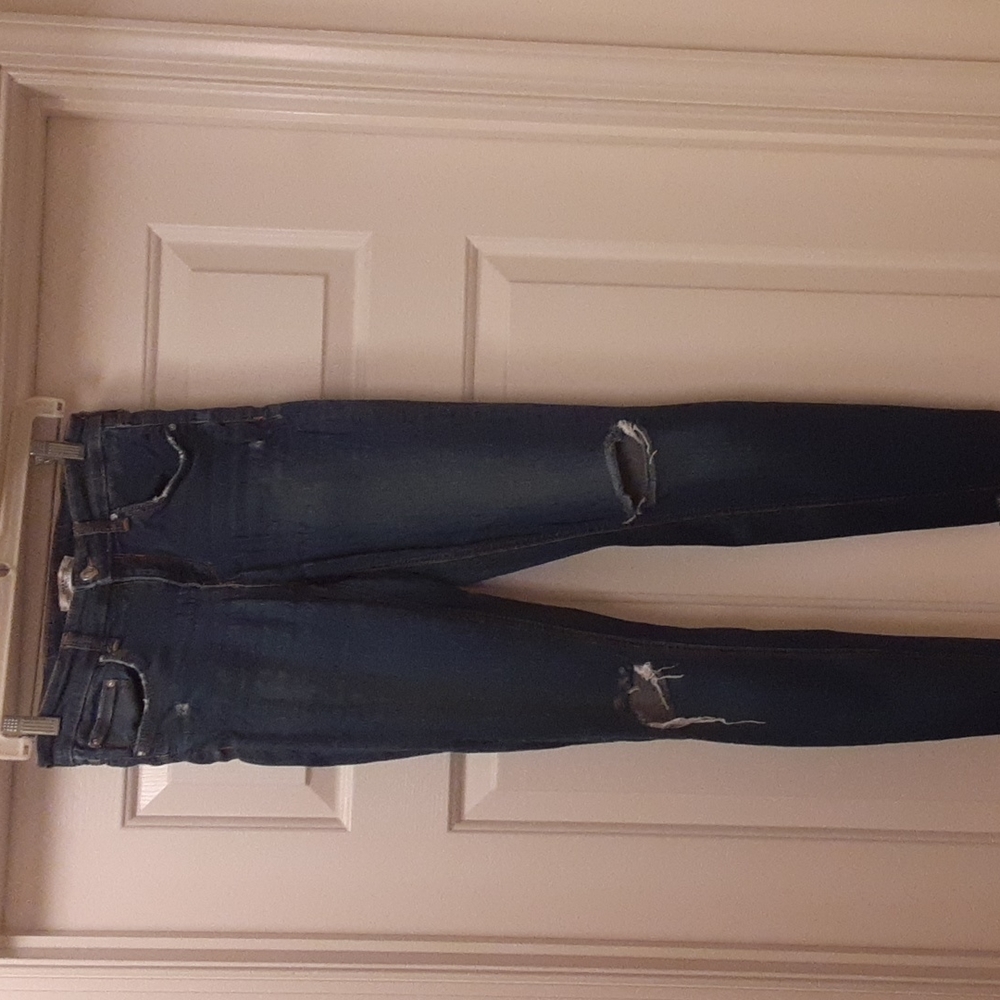 Zara Woman Premium Distressed Skinny Jeans Denim Collection